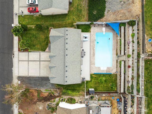 1032 Edgewater Lane, Moses Lake, WA 98837