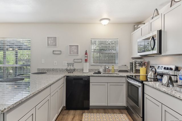 6930 Spring Rose, San Antonio, TX 78249