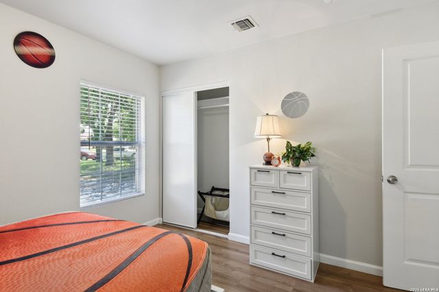 6930 Spring Rose, San Antonio, TX 78249