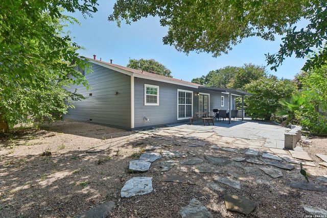 6930 Spring Rose, San Antonio, TX 78249