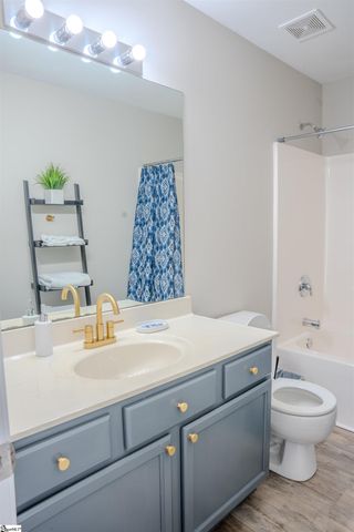 48 Brisbane Drive, Fountain Inn, SC 29644