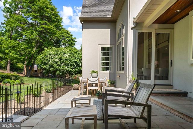 5 PEMBERTON LN, Doylestown, PA 18901