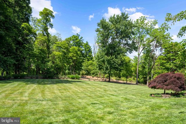 5 PEMBERTON LN, Doylestown, PA 18901