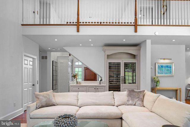5 PEMBERTON LN, Doylestown, PA 18901