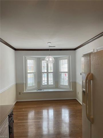 154 Kenilworth DR, Newport News, VA 23606