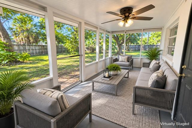 599 NE 35th Street, Oakland Park, FL 33334