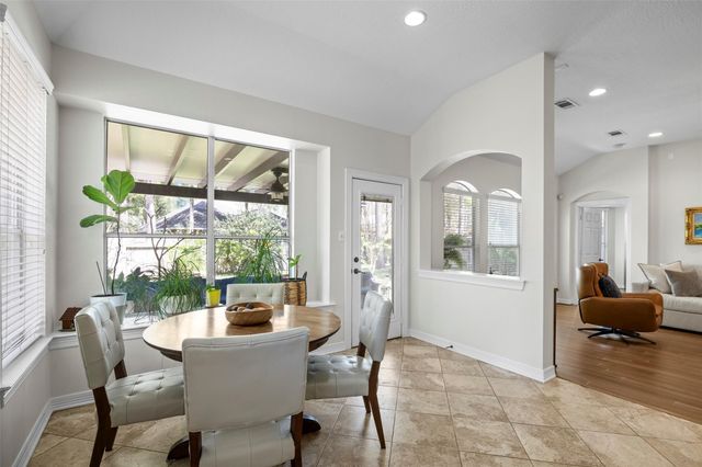 18 Almond Branch Place, The Woodlands, TX 77382