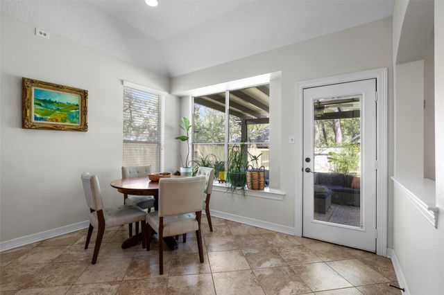 18 Almond Branch Place, The Woodlands, TX 77382