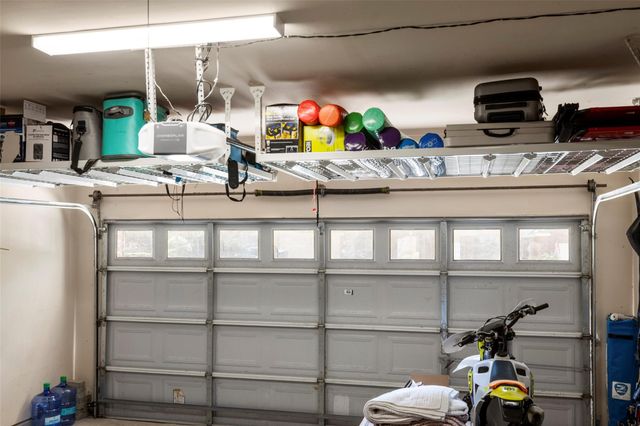 18 Almond Branch Place, The Woodlands, TX 77382