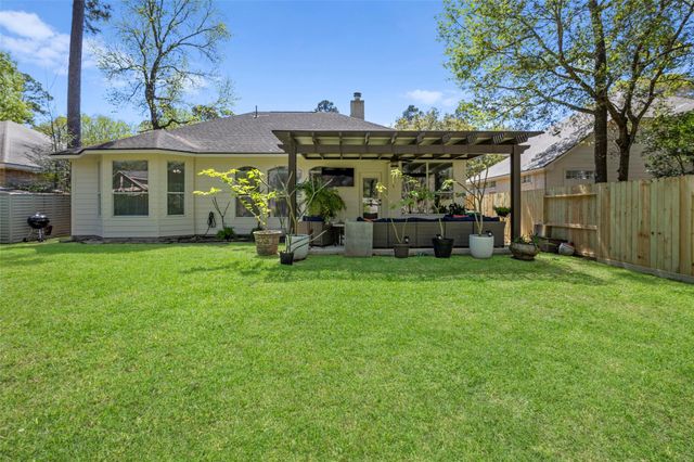 18 Almond Branch Place, The Woodlands, TX 77382