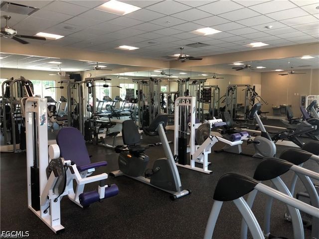 5950 Trailwinds DR 224, Fort Myers, FL 33907