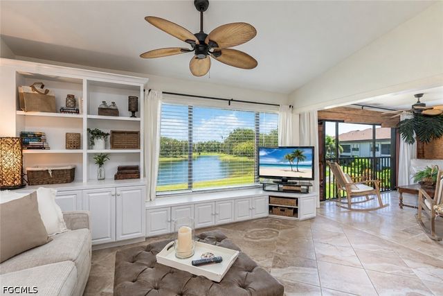 5950 Trailwinds DR 224, Fort Myers, FL 33907