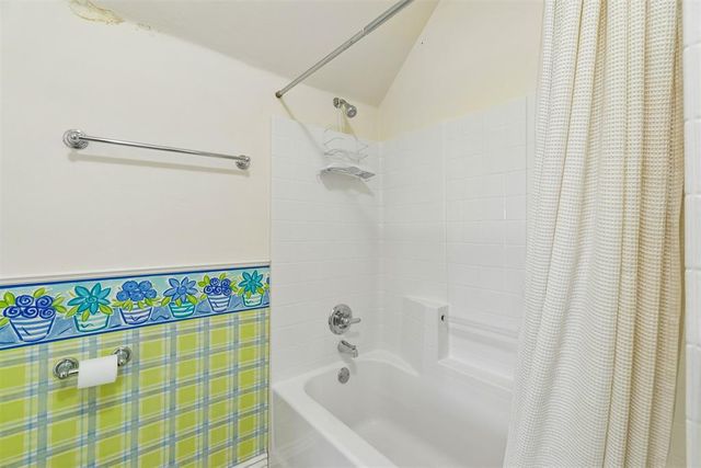 4705 Manor Hill Drive, Norman, OK 73072