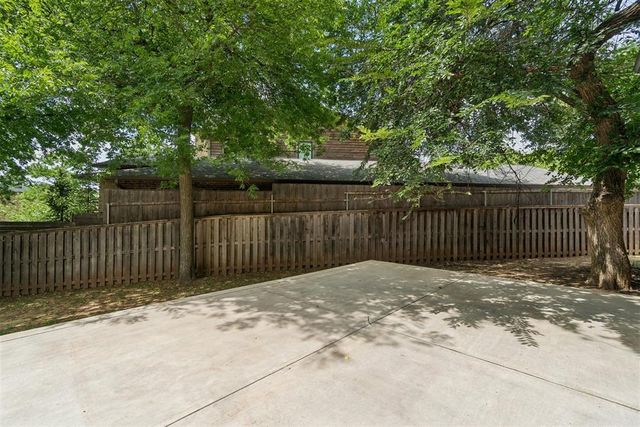 4705 Manor Hill Drive, Norman, OK 73072