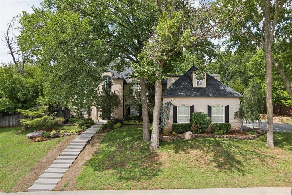 4705 Manor Hill Drive, Norman, OK 73072