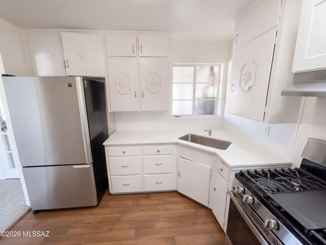 3308 E Silverlake Road, Tucson, AZ 85713