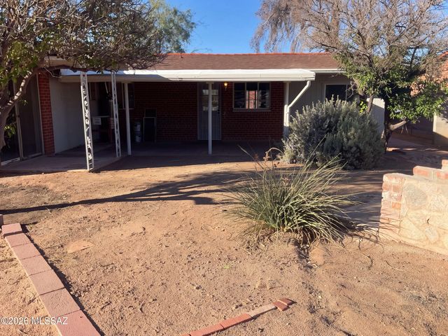 3308 E Silverlake Road, Tucson, AZ 85713