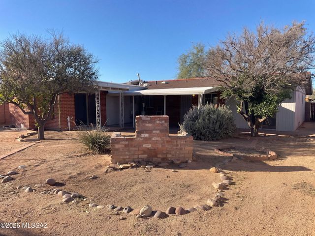 3308 E Silverlake Road, Tucson, AZ 85713