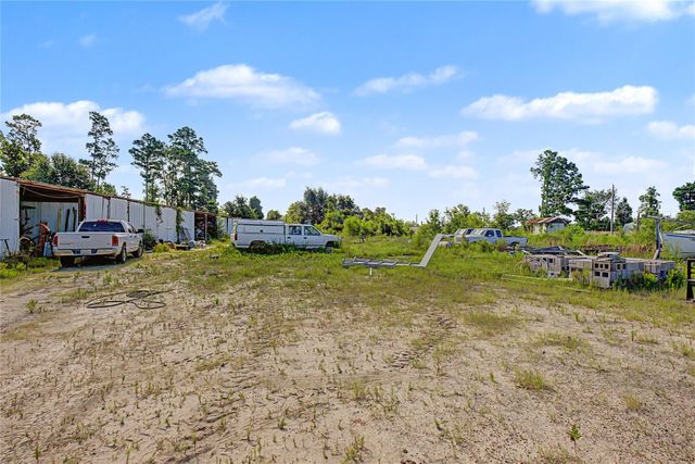 776 Yaupon Cove Drive, Onalaska, TX 77360