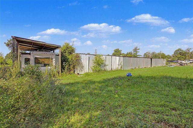 776 Yaupon Cove Drive, Onalaska, TX 77360