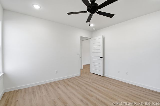 112 S Stark Street, Kiefer, OK 74041