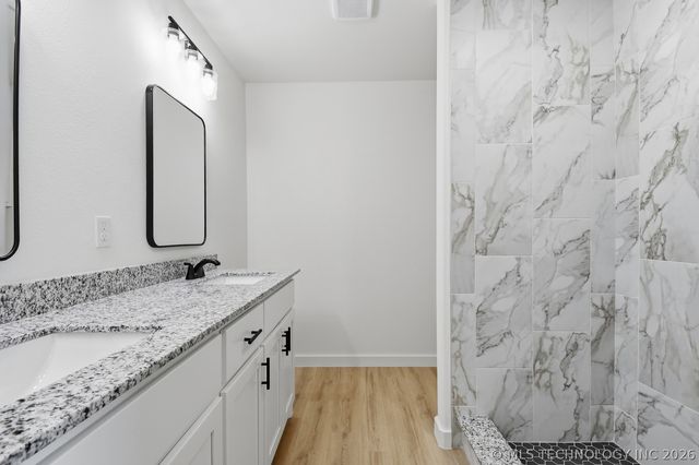 112 S Stark Street, Kiefer, OK 74041