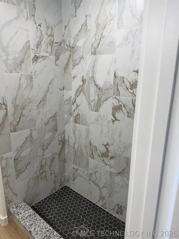 112 S Stark Street, Kiefer, OK 74041