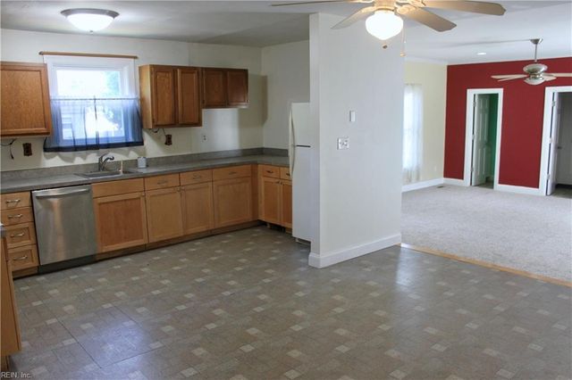 8820 London ST, Norfolk, VA 23503