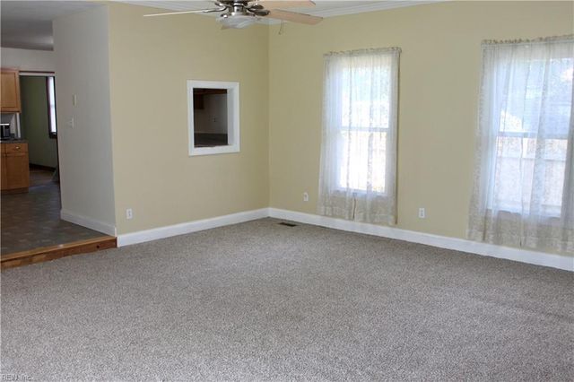 8820 London ST, Norfolk, VA 23503