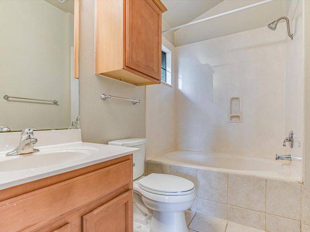 1481 E Old Settlers BLVD 1801, Round Rock, TX 78664