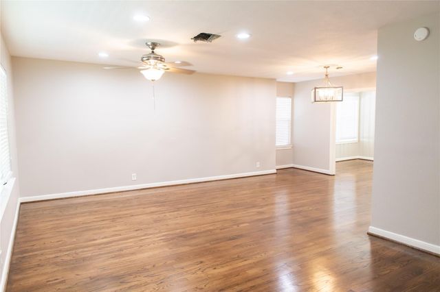 8527 Greenbush Street, Houston, TX 77025