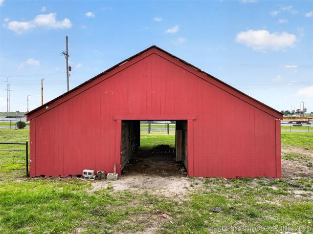 2025 NE 5th Street, Pryor, OK 74361