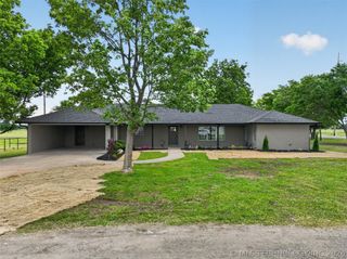 2025 NE 5th Street, Pryor, OK 74361