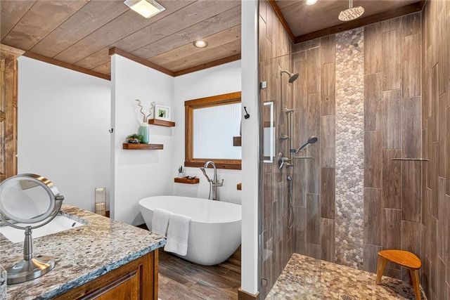772 Rainbow Montain Drive, Ellijay, GA 30536