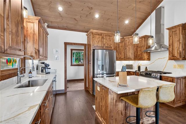 772 Rainbow Montain Drive, Ellijay, GA 30536