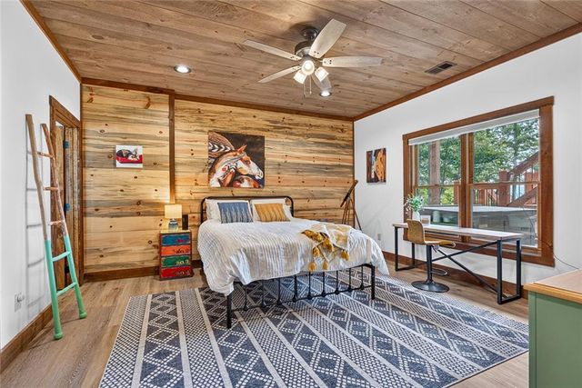 772 Rainbow Montain Drive, Ellijay, GA 30536