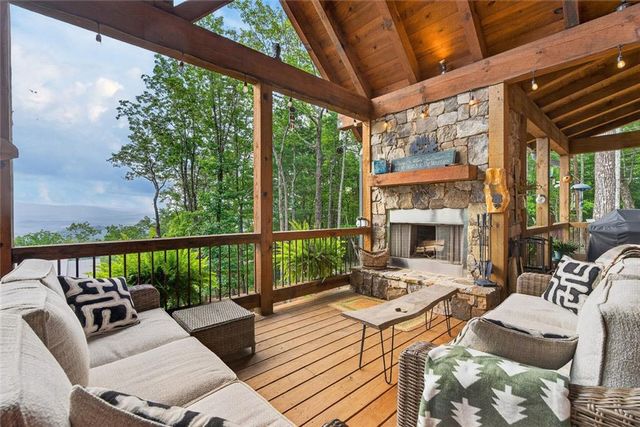 772 Rainbow Montain Drive, Ellijay, GA 30536
