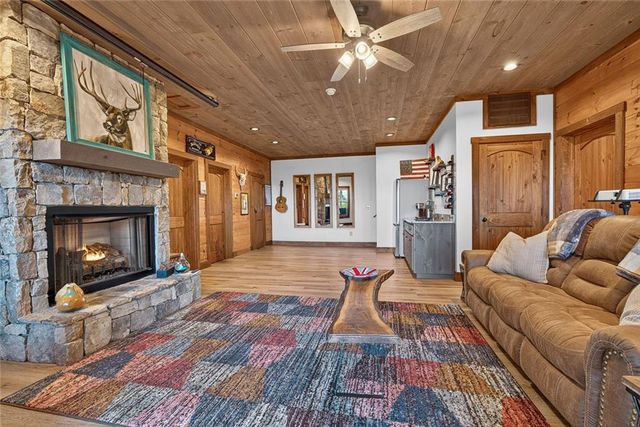 772 Rainbow Montain Drive, Ellijay, GA 30536