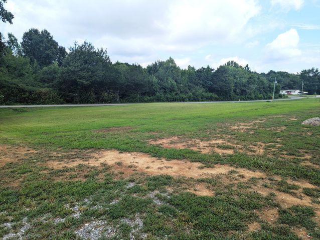 157 County Rd 112, Athens, TN 37303