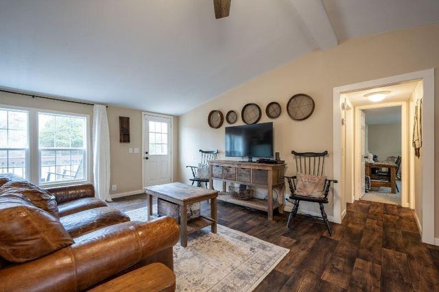 157 County Rd 112, Athens, TN 37303