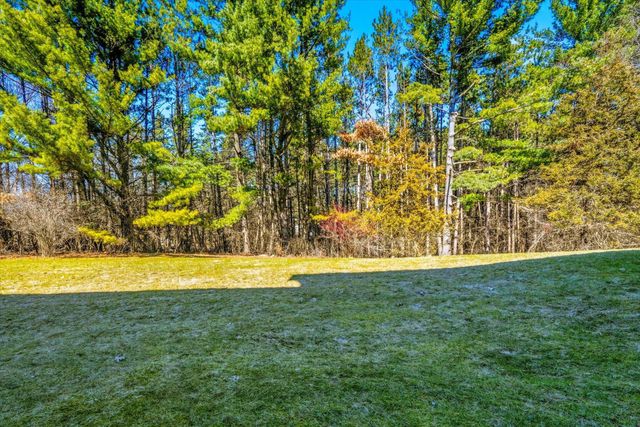 13840 28th Street N, Stillwater, MN 55082