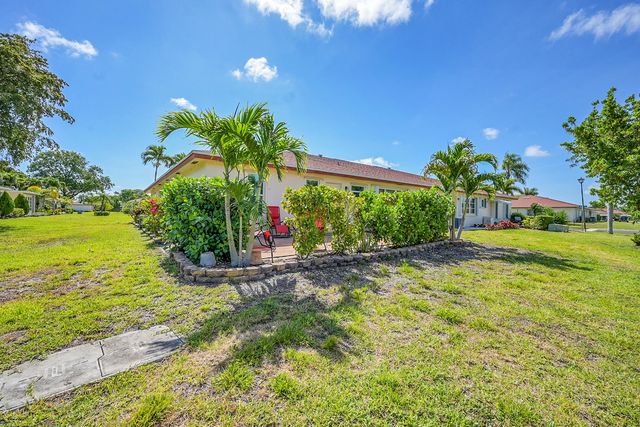 4585 NW 3rd Street D, Delray Beach, FL 33445