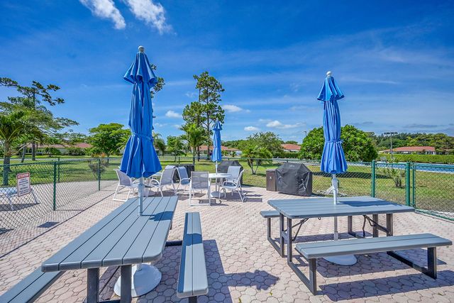 4585 NW 3rd Street D, Delray Beach, FL 33445