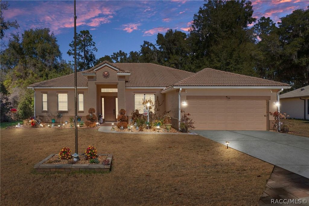 2864 N Appledore Path, Hernando, FL 34442