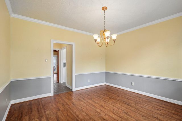 907 Remington Court, Friendswood, TX 77546