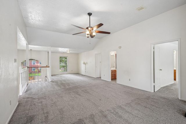 907 Remington Court, Friendswood, TX 77546