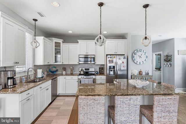 412 SIMPSON AVE, Ocean City, NJ 08226