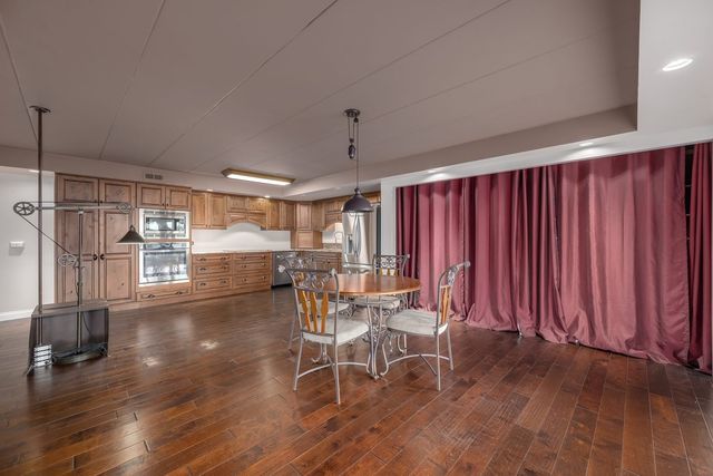 2900 MAPLE Avenue 4A, Downers Grove, IL 60515