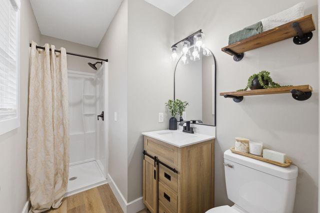 8138 E Boston St, Wichita, KS 67207