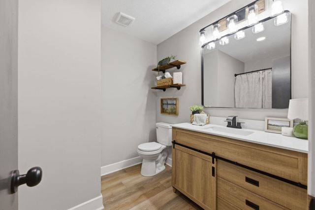 8138 E Boston St, Wichita, KS 67207